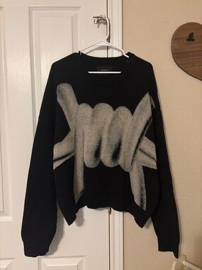 PacSun Black Sweater with Cream Graphic Knit